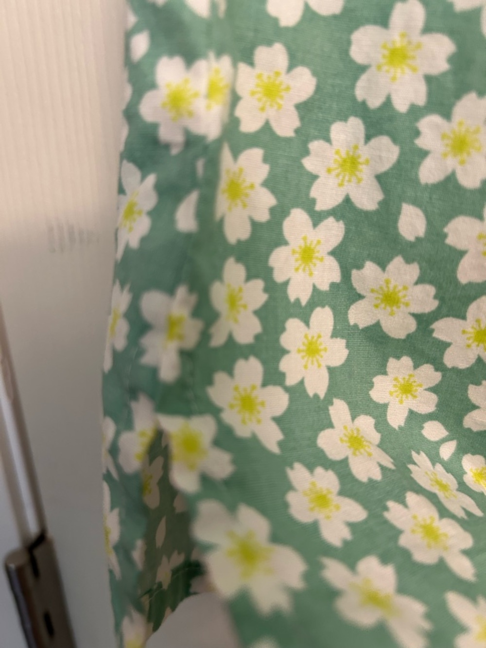 Chadwicks Mint Green Floral Blouse with White and Yellow Flowers